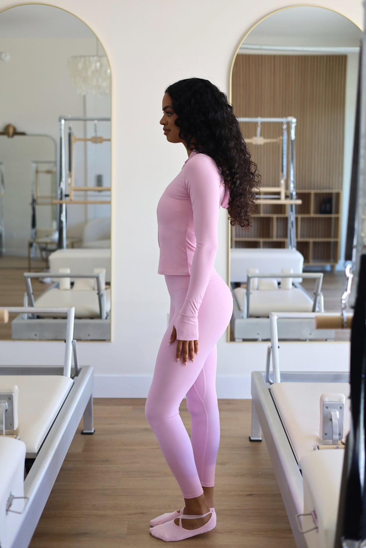 PILATES PINK COMPRESSION SET PREORDER – SNNUDE