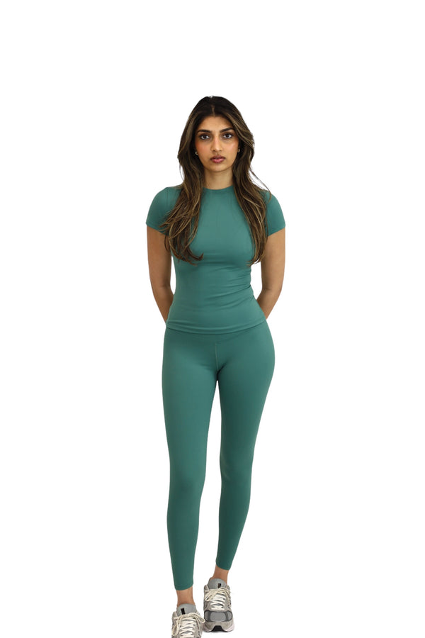 DOLCE GREEN COMPRESSION TEE SET