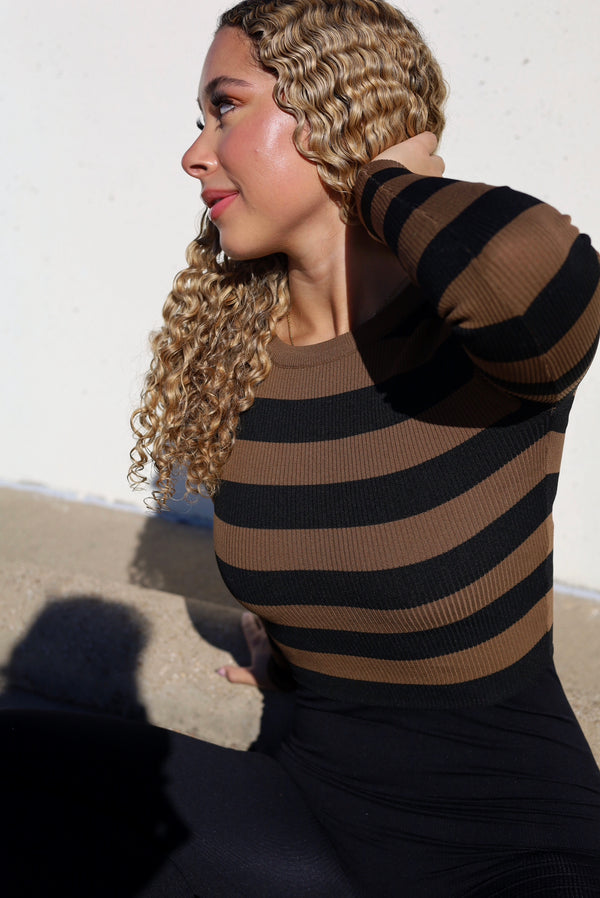 STRIPED TEE